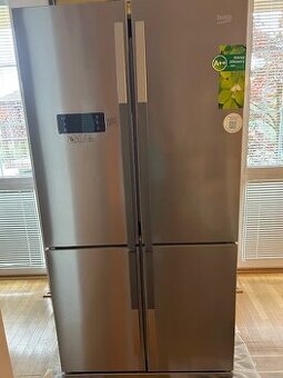 Americká chladnička s mrazničkou