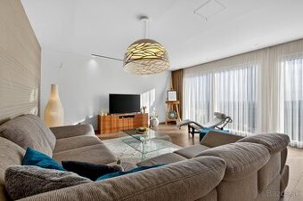 NA PREDAJ EXKLUZÍVNY 4-IZBOVÝ BYT S VÝHĽADOM NA RAKÚSKO - 1