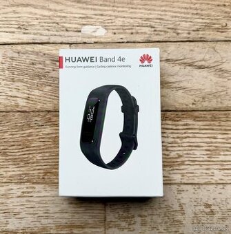 Predám hodinky HUAWEI Band 4e Active graphite black