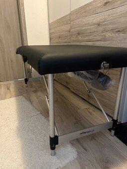 Nový kozmetický/masážny stôl