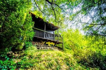 Chatka v obľúbenej záhradkárskej oblasti „SKALA“