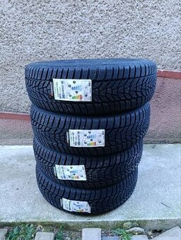 215 / 65 R 17 Hankook