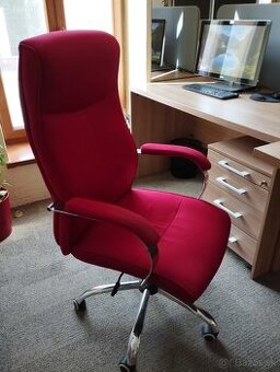 Kancelársky nábytok