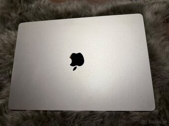 Macbook Air 15,3” M3  16GB.  1T