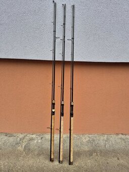 Delphin armada 3ks 3m 3lb