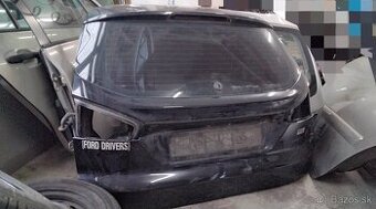 PIATE DVERE FORD MONDEO MK4 KOMBI 2011  predám PIATE DVERE F