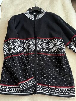 Sveter s nórskym vzorom