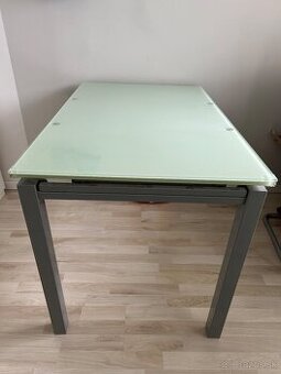 Jedalensky stol - rozlozitelny