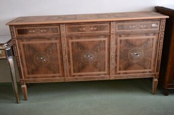 intarzovana skrinka - 1