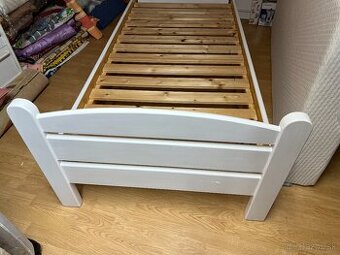 Predam postel 200 x 90