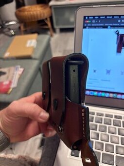 Predám kožené puzdro na dva zásobníky pre podpažný systém