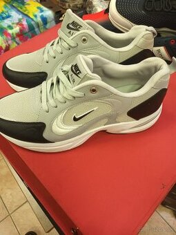 Pánske tenisky Nike