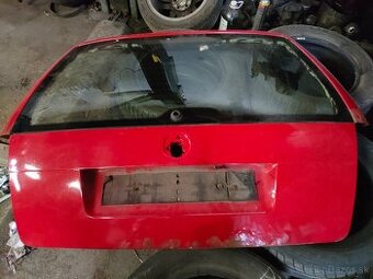 Zadný kufor  golf 4