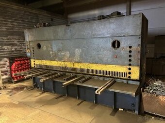 Tabulové nůžky Piesok 3000/16 (8885)