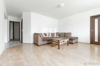 M. RÁZUSA - Priestranný - 4 izbový byt - Čiastočná rekonštru