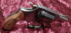 Revolver Smith & Wesson model 36 .38 Special