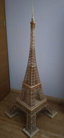Eiffelova veža zo špajlí