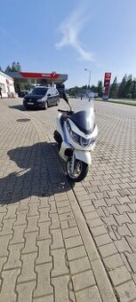 Piaggio X10 125cc