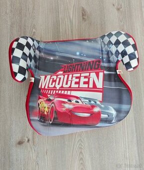 Predám podsedák McQueen