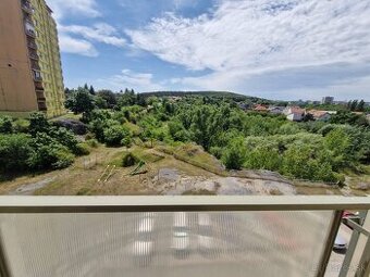 PRENÁJOM 2-izbový, plne zariadený, priestranný byt, Nitra