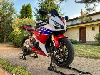Honda CBR 1000 RR Fireblade 2013