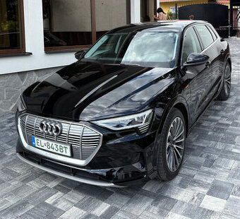 Audi e-tron 50 quattro 4x4 100% batéria