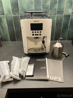 Plneautomatický kávovar Krups - plne funkčný