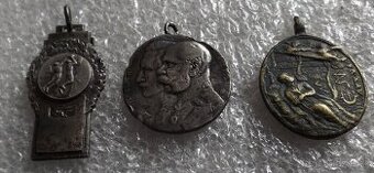 odznaky, medaile a vyznamenania