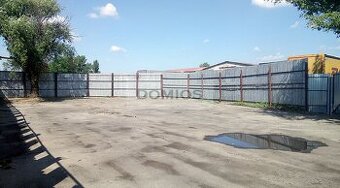 Skladovanie / parking - pozemok (704,71 m2, elektrina, KE-J)