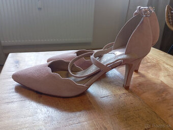 Predám dámske ružové lodičky