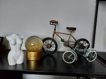 Dekorácie motorka, bicykel, guľa,  figúrka
