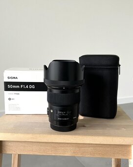 Sigma 50mm f/1.4 Art DG HSM pre Canon