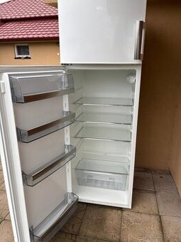 Predám chladničku AEG
