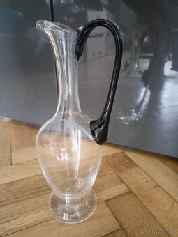 Starý džbán hutní sklo