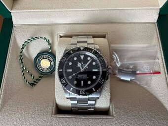 Rolex Submariner 124060 – full set – Carollinum Praha