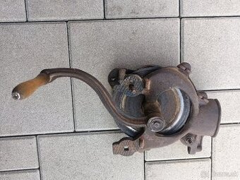 Predám morzovak na kukuricu.