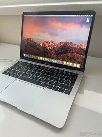 Apple MacBook Air - 1