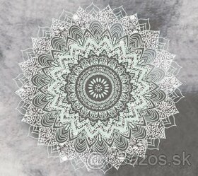 Mandala gobelínový dekor sivo bielej farby