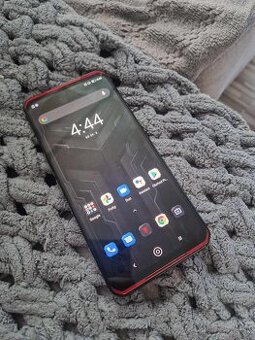 Predám Herný Telefon Lenovo Legion Duel 256GB