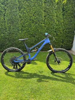 Canyon Torque Cf9