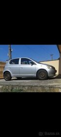 Motor Yaris