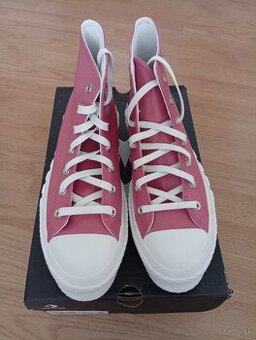 Dámske tenisky na platforme Converse
