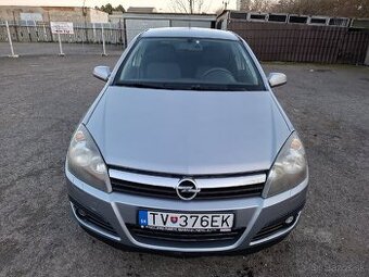 Opel Astra 1,6 77kw