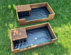 Terárium (korytnačí stôl) + korytnačka