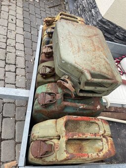 Bandaska plechová retro 20l