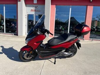 Honda Forza 125