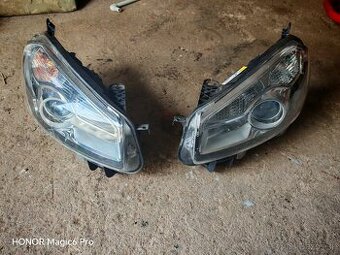 Predné svetlá Nissan Qashqai