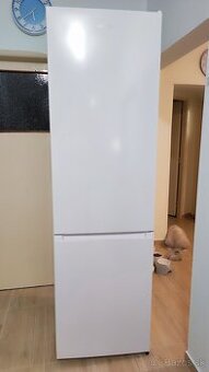 Chladnička GORENJE NRK6202EW4