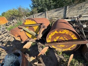 Predávam 3 veľké lúčne valce