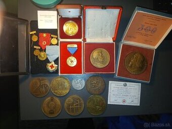 Medaile, Plakety, Vyznamenania